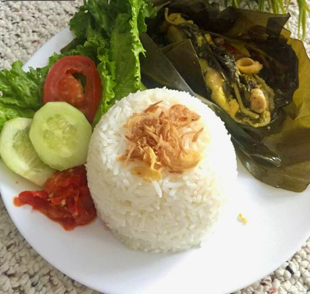 Nasi Pepes Ayam (Rice Spiced Chicken) - Indonesian Community of New ...